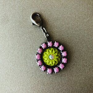 Sabika Supersized Florals Mini Medallion Pendant